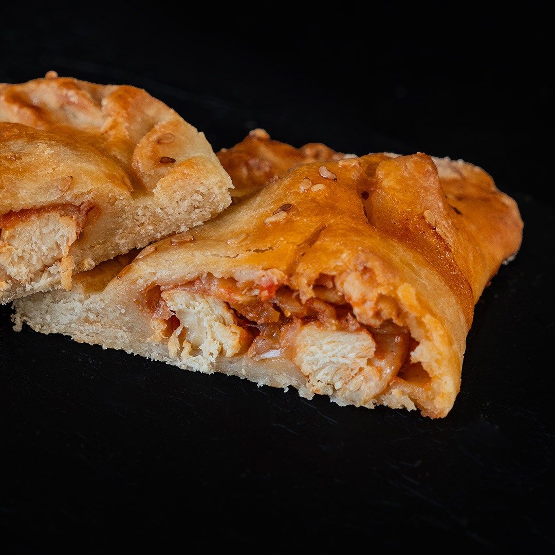 Patty de Pollo Guisado en masa quebrada - Imagen 2